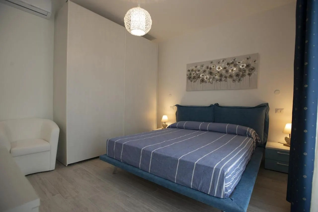 Appartamento Roberto House Fertilia Daire