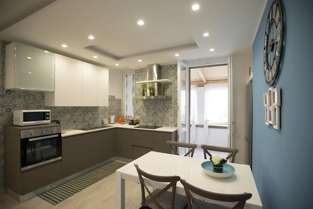 Appartamento Roberto House Fertilia